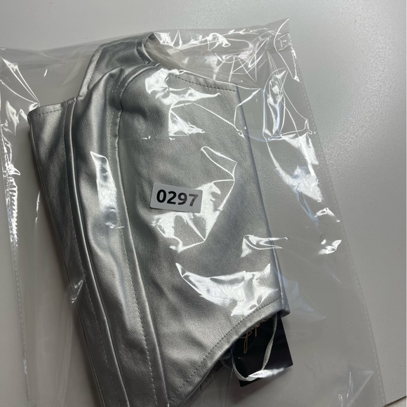 Silver Corset Size Large - Picture 11 of 11